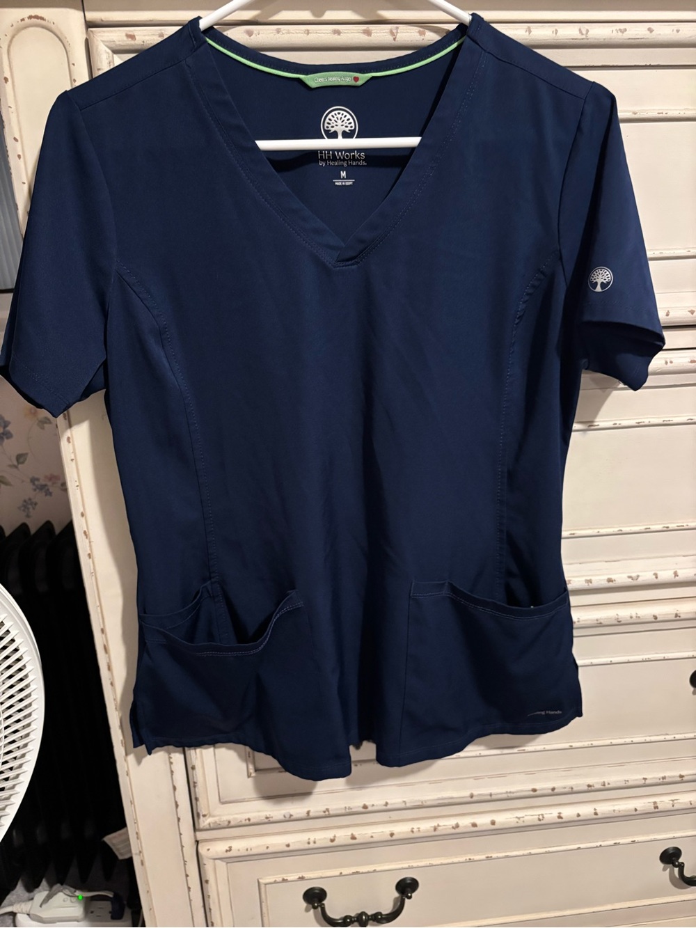 Healing Hands women’s scrub top size M
